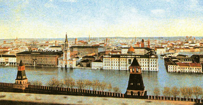 Вид на Софийскую набережную со стороны Кремля, 1908 год