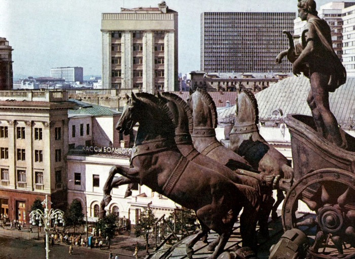 Скульптура Аполлона на здании Большого театра