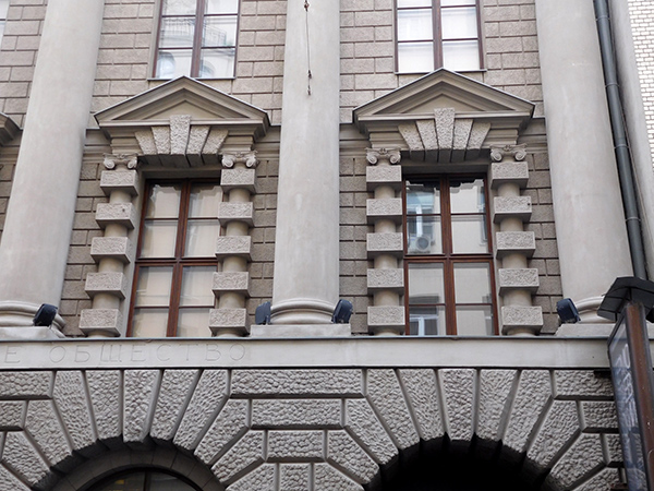 Ермолаевский переулок, 17 - украшение фасада