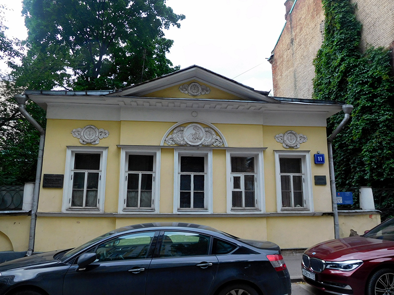 Дом Кузнецова в Мансуровском переулке