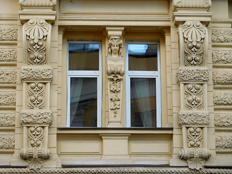 Часть декора фасадов по Неглинной улице, 2