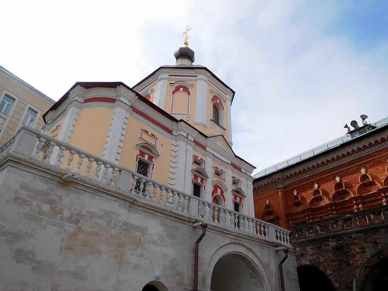Высокопетровский монастырь на Петровке, 28
