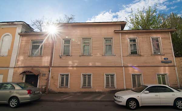 Дом Шаляпина в 3-м Зачатьевском переулке, 3 в Москве