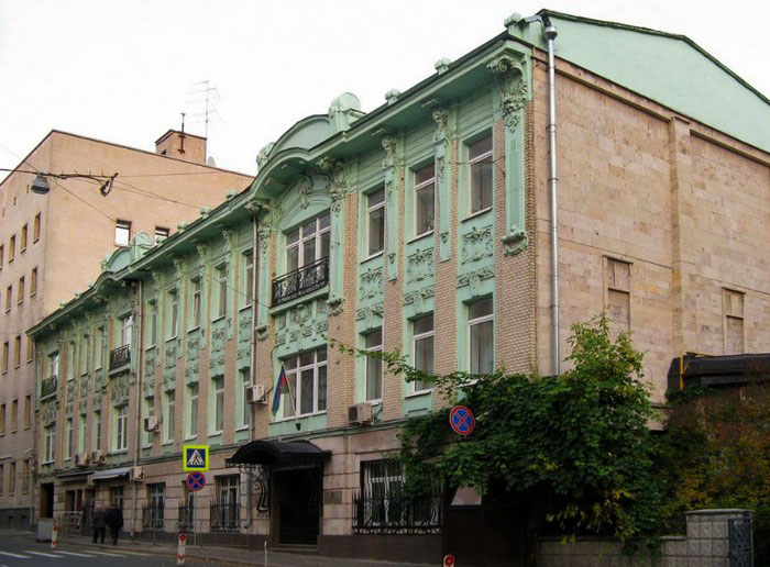 Леонтьевский переулок, 16 в Москве