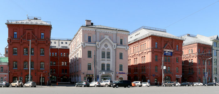 Новая площадь, 8 и 10 в Москве
