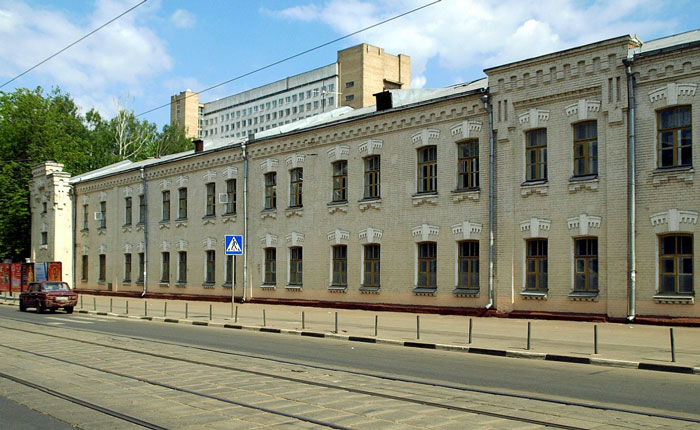 Волочаевская улица, 3 в Москве. Бывшие Астраханские казармы