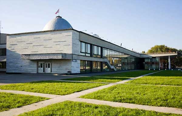 Детская обсерватория во Дворце творчества (Дворец пионеров) на Косыгина