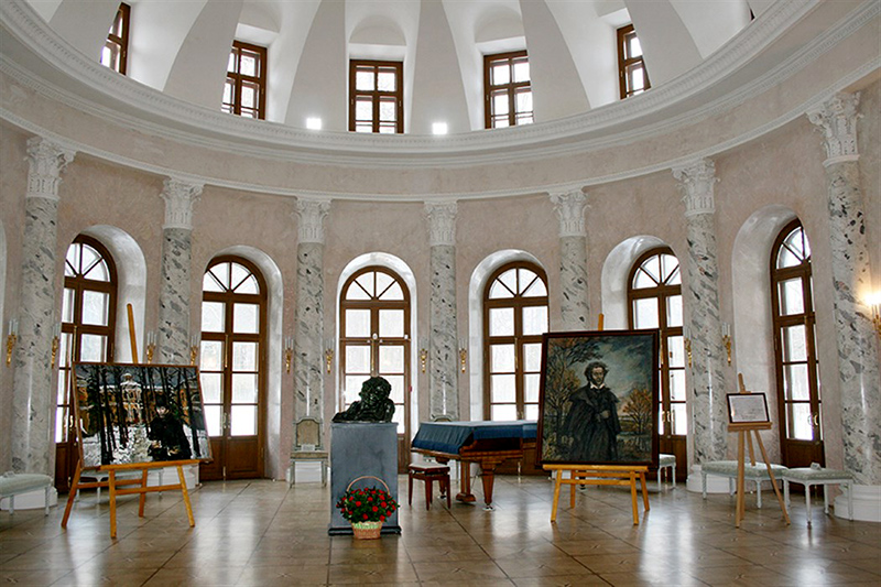 Главный зал усадьбы Остафьево
