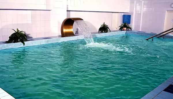 ТОП-6 бассейнов с морской водой в Москве. Бассейн санатория «Светлана»