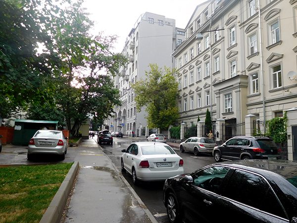 Улица Малая Молчановка в Москве
