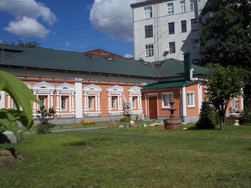 Бывшая резиденция армянского архиепископа в Москве