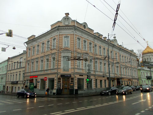 Улица Волхонка, дом 9 в Москве
