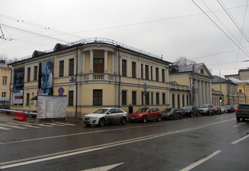 Здания музея личных коллекций на Волхонке