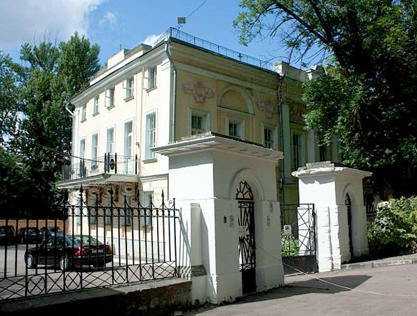Петроверигский переулок, дом 4 в Москве
