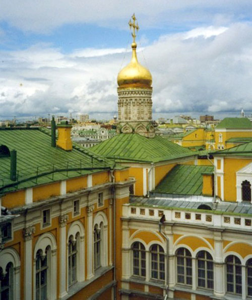 Церковь Рождества Богородицы на Сенях в Кремле