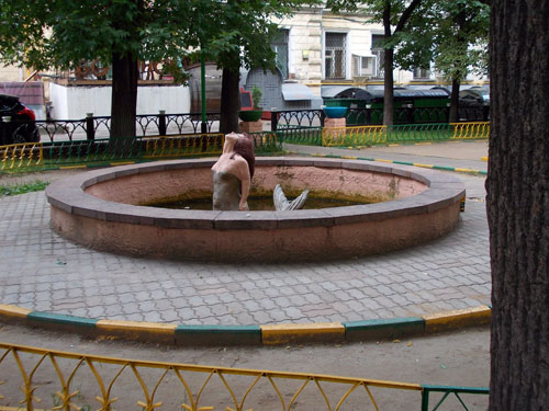 Фонтан "Русалка" в Москве - фото