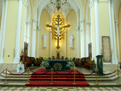 Алтарь собора Пресвятой Девы Марии на Малой Грузинской
