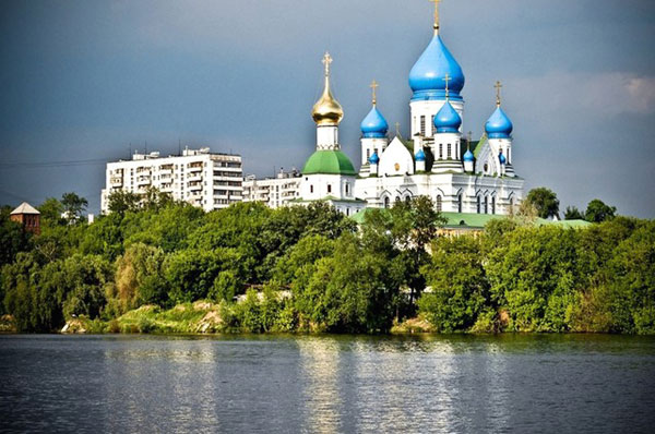 Николо-Перервинский монастырь в Москве