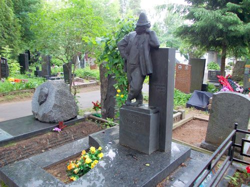 Могила Карандаша (Михаила Румянцева) на Кунцевском кладбище