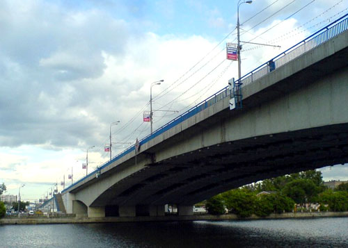 Автозаводский мост в Москве