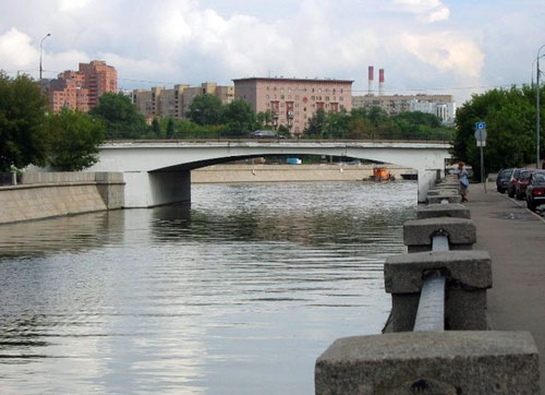 Шлюзовой мост в Москве