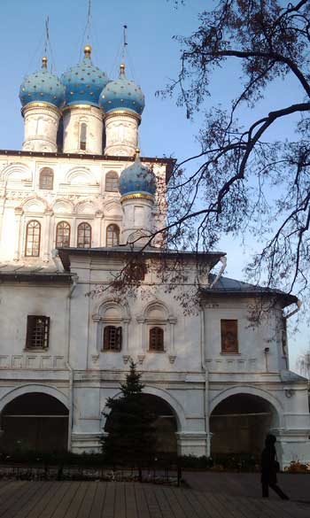 Коломенское. Церковь Казанской иконы Божией Матери. Фото 3