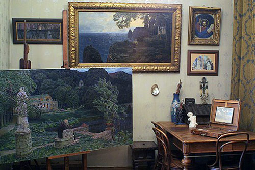 Экспозиция музея Аполлинария Васнецова в Москве