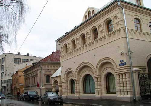 Музей Матрешки в Леонтьевском переулке в Москве