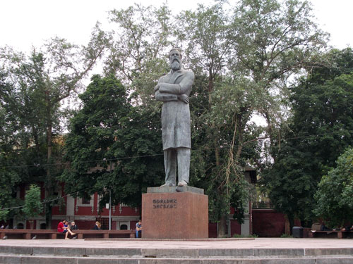 Памятник Энгельсу в Москве
