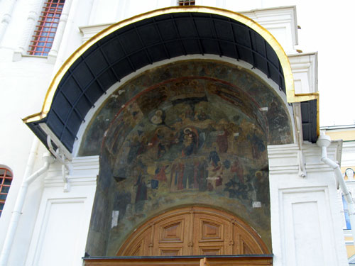 Фрески над парадным входом в Благовещенский собор