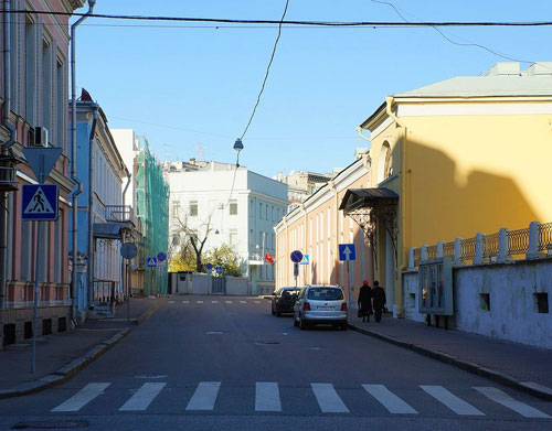 Хрущевский переулок в Москве