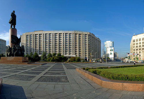 Калужская площадь в Москве