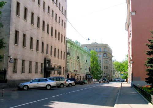 Леонтьевский переулок в Москве