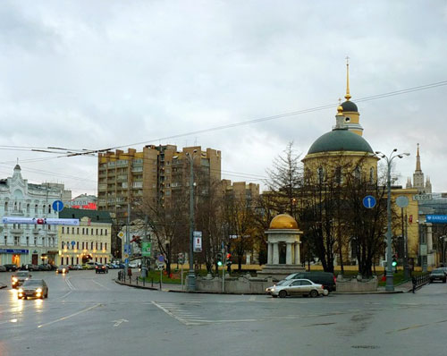 Площадь Никитские Ворота в Москве