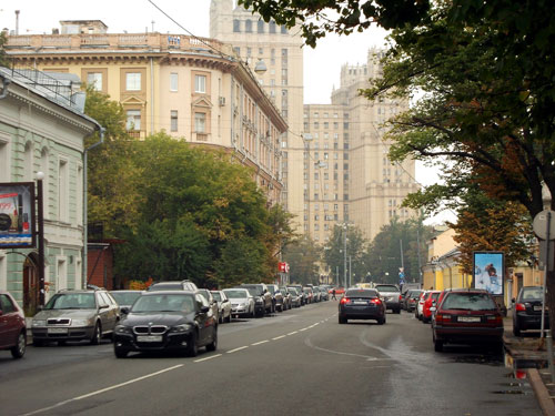 Поварская улица в Москве