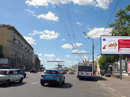 Садовая-Спасская улица в Москве