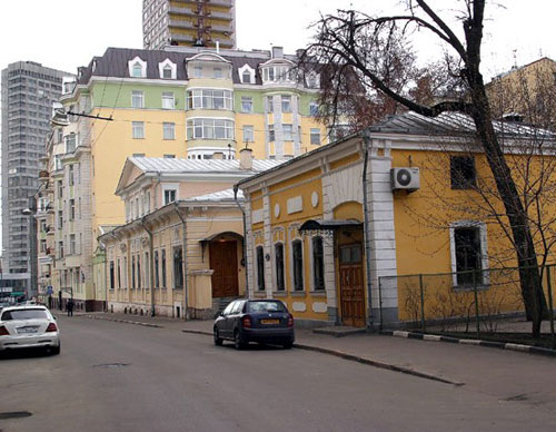 Трубниковский переулок в Москве