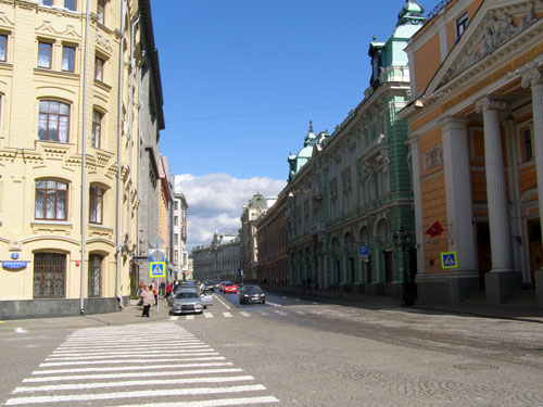 Улица Ильинка в Москве