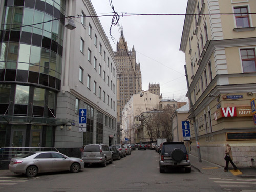Переулок Сивцев Вражек в Москве