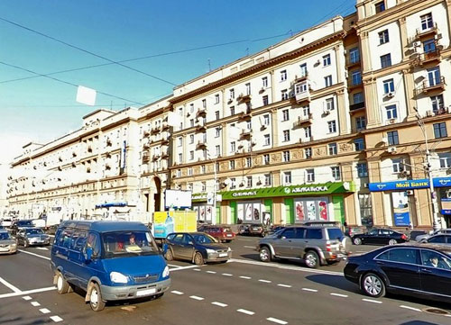 Садовая-Черногрязская улица в Москве