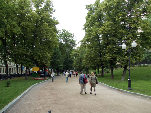 Гоголевский бульвар в Москве